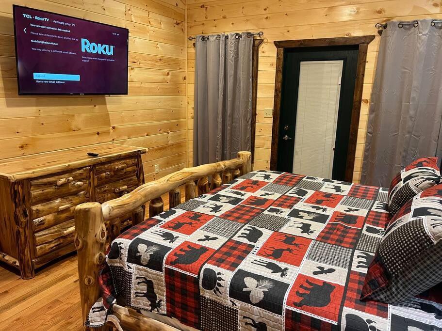 * * 4 Master Bedrooms, Views, Theater, Arcade, Evc 蓋特林堡 外观 照片